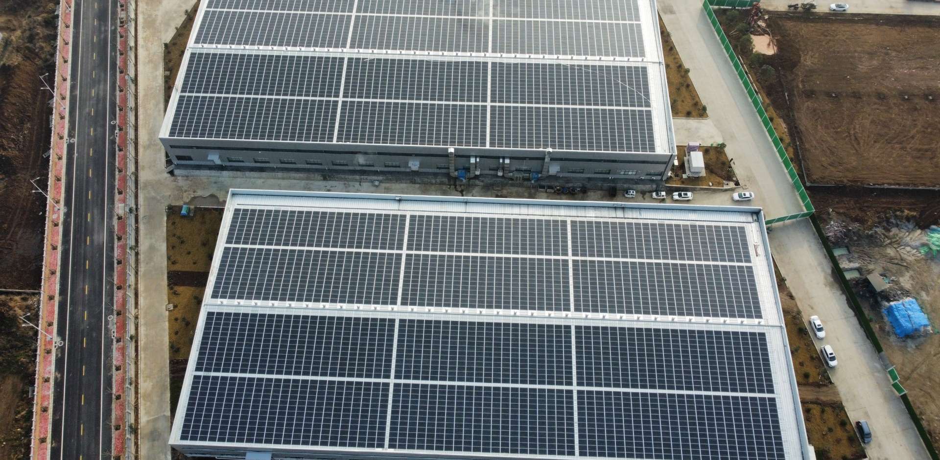 1920-2021年3月，河南唐河县 中部食物城BIPV光伏项目，装机量1.8MW，年发电200万度，知足45%用电需求.jpg